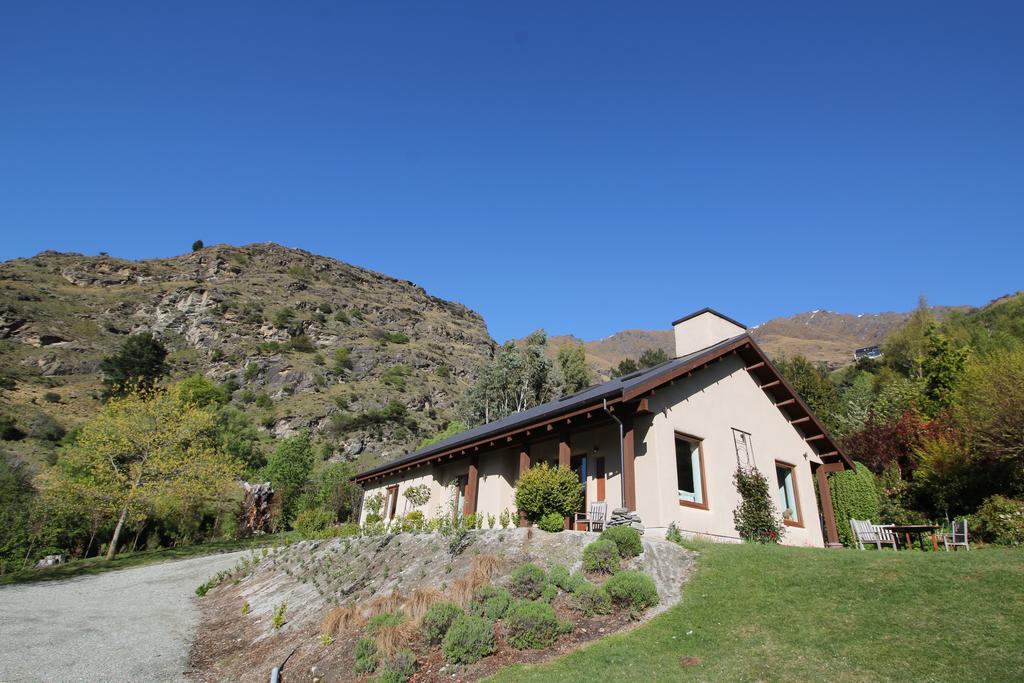The Paddock Straw Bale Luxury Holiday House Arthurs Point Habitación foto